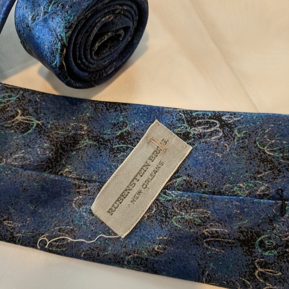 Rubenstein Bros New Orleans 100% Italian Silk Tie - Picture 4 of 4